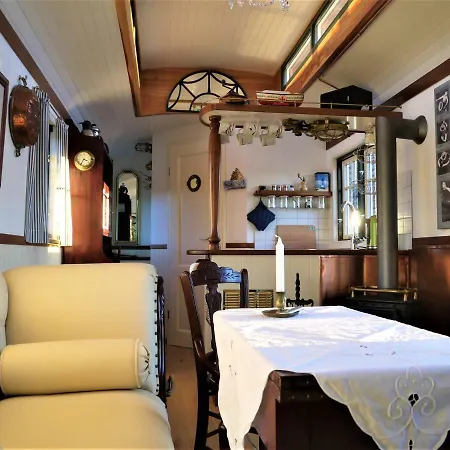 Kapitanshaus Zirkuswagen Am See Prázdninový dům Kappeln